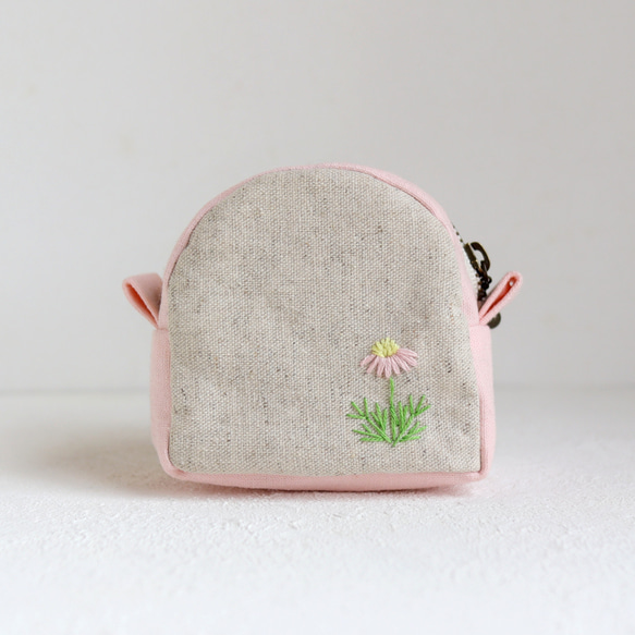 ふわふわうさぎさんの羊毛フェルト刺繍（ちびポーチ・ピンク）【受注生産】 4枚目の画像