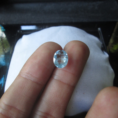 N.5601 アクアマリン・ルース ブラジル産 2.8CT 大型サイズ