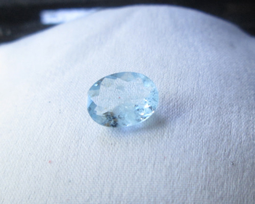 宝石 アクアマリン 1.37ct ルース 約7.45×約5.56×約4.34mm
