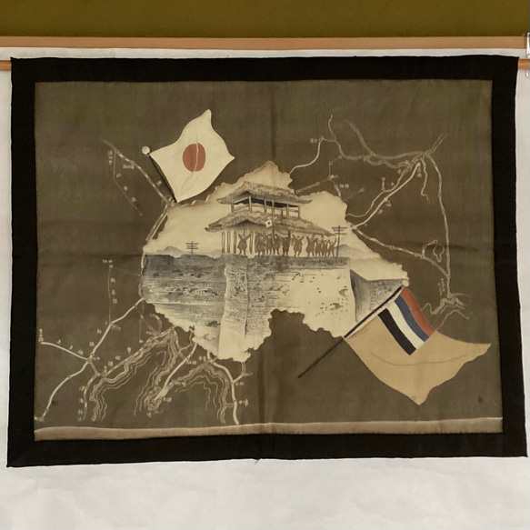 男性　羽織裏模様(戦争時)のタペストリー 