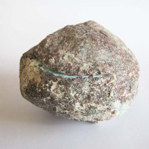 ラリマー 一刀石原石 1075g【送料込】 LMRG060 ドミニカ共和国の鉱山