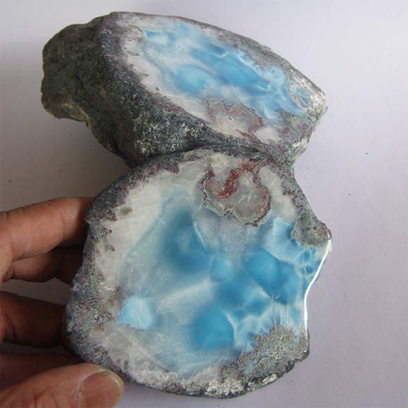 ラリマー　一刀石原石　1721g【送料込】　LMRG061　ドミニカ共和国の鉱山から　larimar 1枚目の画像