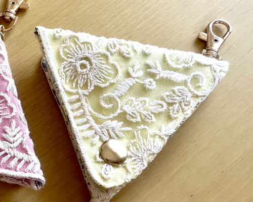 8♡ さんかくポーチ（イエロー）【送料無料】インド刺繍リボン