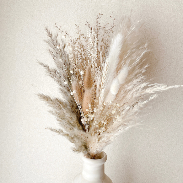 パンパスグラスと小花のブーケ　ホワイト　ベージュスワッグ　ドライフラワー 5枚目の画像