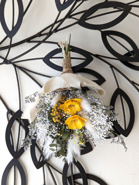 【creema限定】花瓶付き！ミモザとアネモネのドライフラワースワッグ　花束　インテリア 3枚目の画像