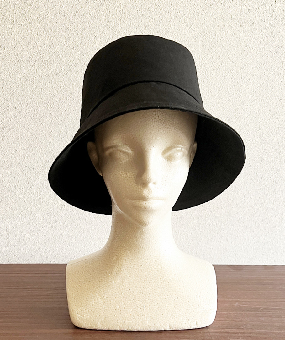 残りわずか‼️オールシーズンめっちゃ使える‼️カタチにこだわるボブハット　リネンコットンブラック