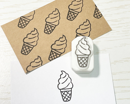 消しゴムはんこNo.246 ちびうさとアイスクリーム 消しゴムはんこNo.246 ちびうさとアイスクリーム