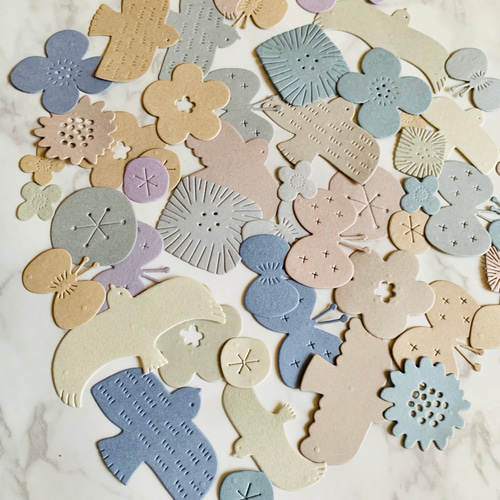 クラフトパンチ 北欧デザイン 鳥・蝶・花 ランダム色々セット 50枚入