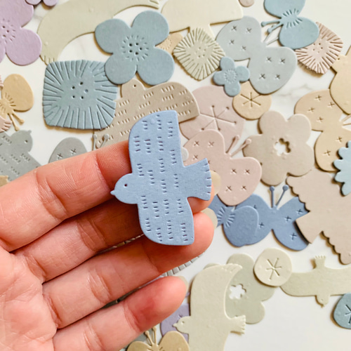 クラフトパンチ 北欧デザイン 鳥・蝶・花 ランダム色々セット 50枚入