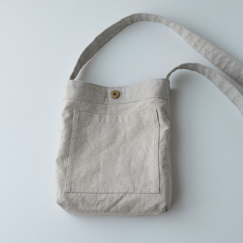 特集掲載】ナチュラルリネンのサコッシュ サコッシュ a.y.room 通販  
