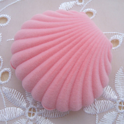 ☆貝のアクセサリー ケース☆ギフト用ボックスケース☆ホワイト