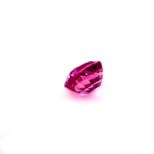 スリランカ産 ルビー 0.514ct オーバルミックスカット 蛍光性 ルース