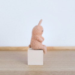 うたたねウサギ：アイボリー【羊毛フェルト】 8枚目の画像