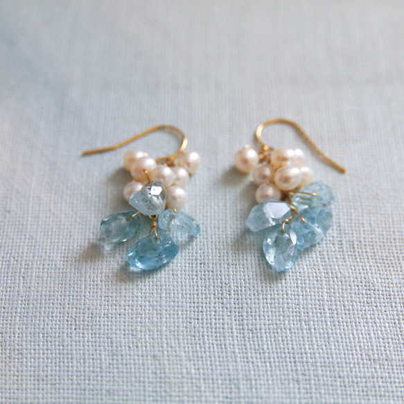 fusa : 海藍寶石、珍珠（耳環） 海藍寶石和珍珠流蘇耳環 第2張的照片