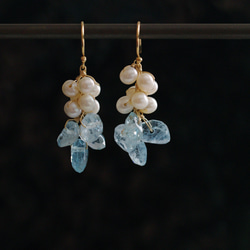 fusa : Aquamarine, Pearl（earring） アクアマリンとパールの房の耳飾り 4枚目の画像