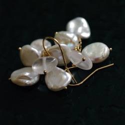 fusa : Keshi Pearl , Moonstone（earring） 芥子パールとムーンストーン 4枚目の画像