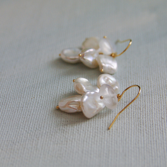 fusa : Keshi Pearl , Moonstone（earring） 芥子パールとムーンストーン 7枚目の画像