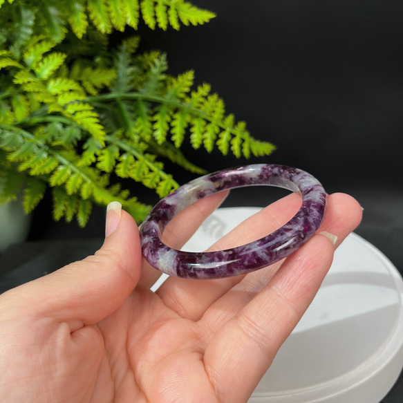 超稀有 紫色鋰雲母手鐲 52MM 玉化閃片 祖母晶手環 柔化性情 桃花運 第6張的照片