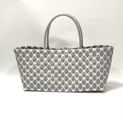 特別セール➖即納可能➖プラかごバッグ☆グレーxホワイト ワイド