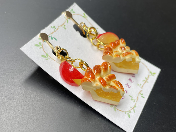 《受注生産》焼き立てアップルパイのイヤリング♡フェイクスイーツ 5枚目の画像