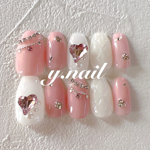 ネイルチップ ワンホン ハート キルティング ビジュー ネイルチップ ワンホン ハート キルティング ビジュー ネイル