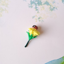 小さなタンポポ　幸福のてんとう虫　ミニチュア　 5枚目の画像