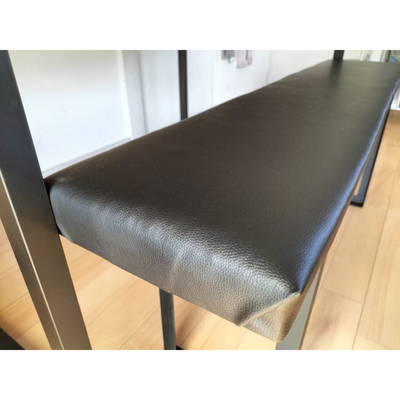 組立式☆ダイニングテーブル＆イスセット☆レザークッション☆アイアン脚☆ダークウォルナット☆ネジ・スパナ付☆ 6枚目の画像