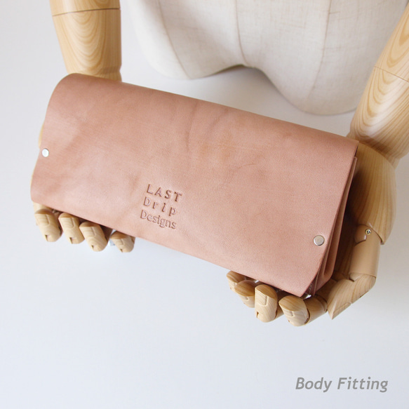 アコーディオン財布 大容量 通帳 蛇腹 長財布 日々を刻む日記帳 革 レザー ヌメ革｜nfl hnd Creema店 アコーディオン財布 大容量 レザー ベージュ ☆☆☆★☆