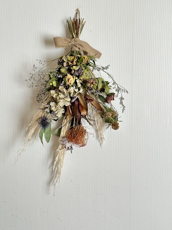 クリスマスローズとネイティブフラワーリース❣️大