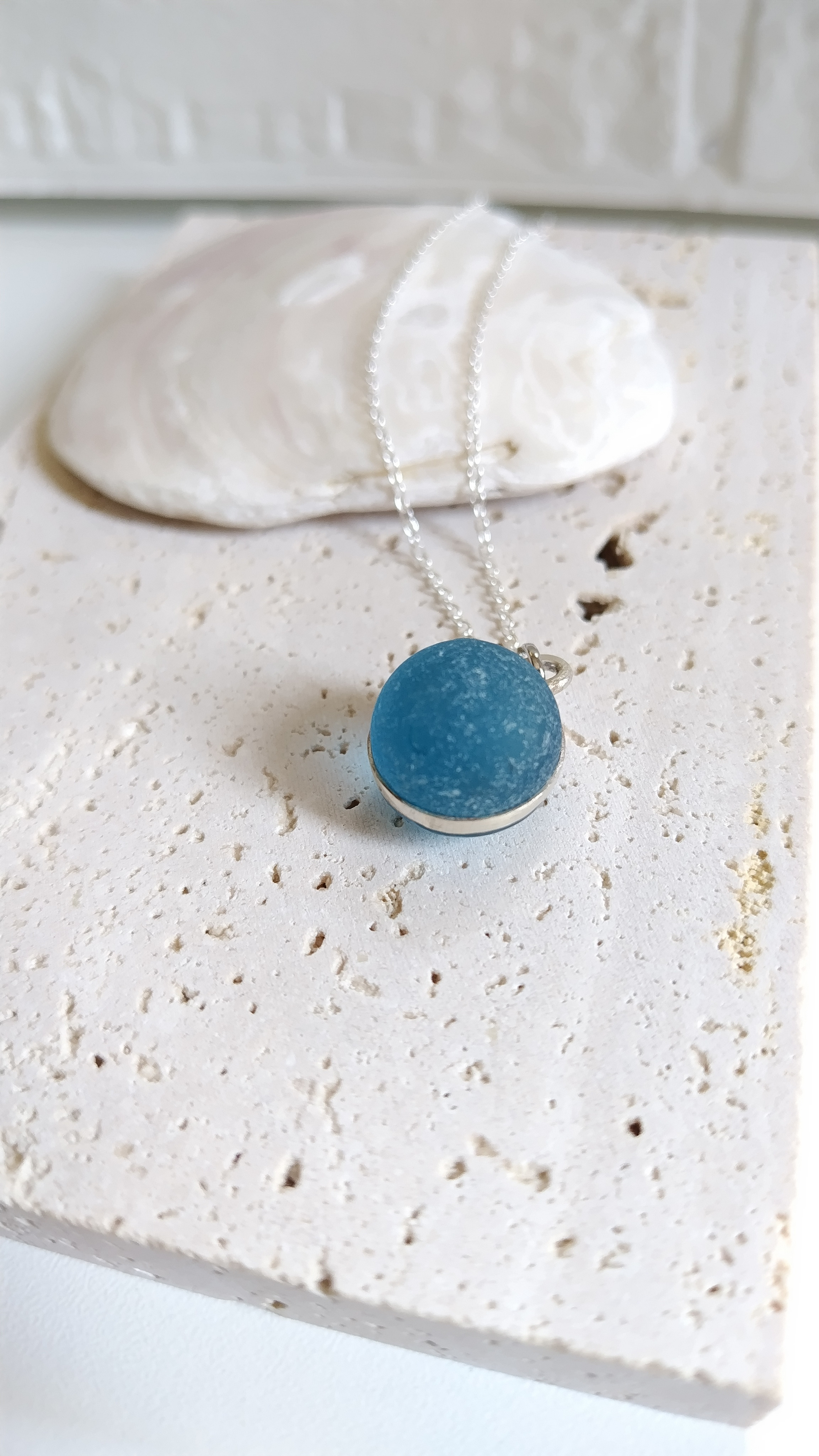 海辺の贈物 SEA玉(縦16㎜横16㎜）をシルバー950で包んだ ペンダントSP-5