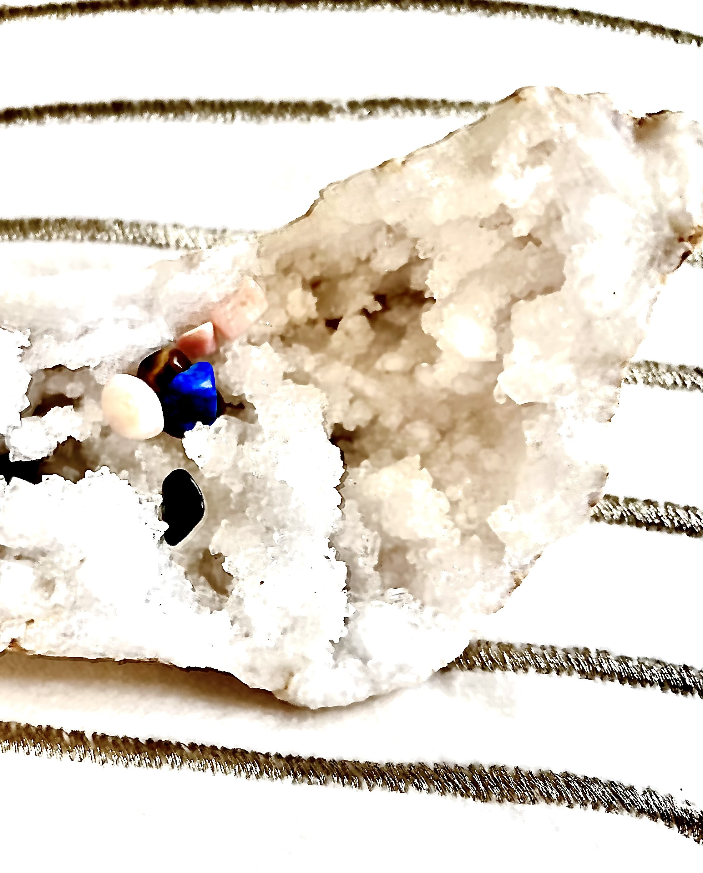 天然石豊富にてオーダーリングを作成してます♪