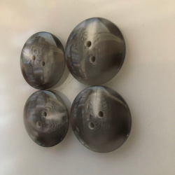 アンティーク ボタン 4個　ビンテージ 昭和 レトロ 個性的 ハンドメイド素材 日本製 ポップ アクセ 3枚目の画像