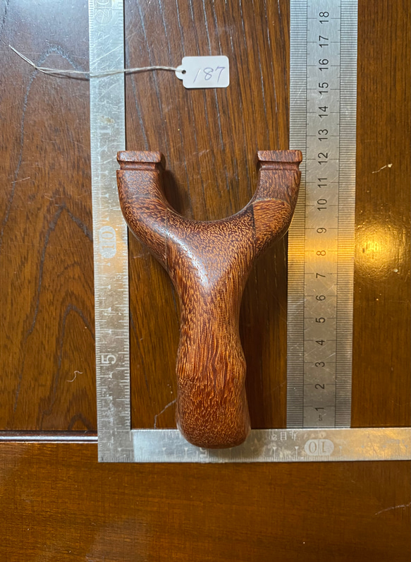 鉄刀木（タガヤサン）製のカタパルト 1枚目の画像