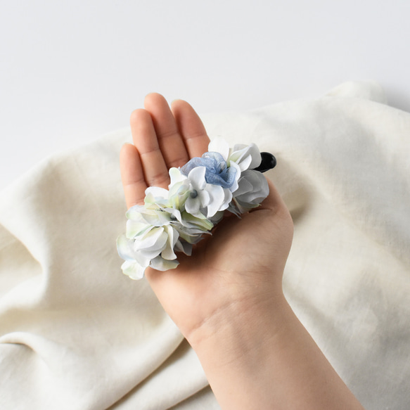 紫陽花のバナナクリップ　ライトブルー 水色 3枚目の画像
