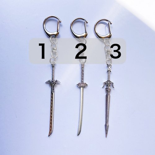 日本刀と西洋剣のキーホルダー キーホルダー スタイリッシュにゃんこ