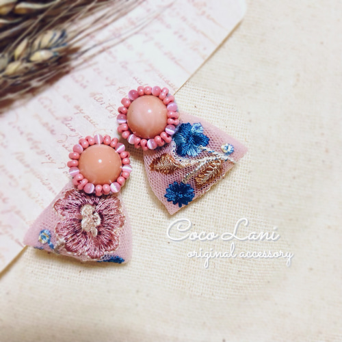 インド刺繍リボン くすみ ピンク フラワー タッセル 2way ✤ ビーズ刺繍 レトロ ハワイ ピアス イヤリング ピアス(スタッド・一粒) Coco Lani 通販|Creema(クリーマ) 15739350 インド刺繍リボン くすみ ピンク フラワー タッセル 2way ✤ ビーズ刺繍 レトロ ハワイ ピアス イヤリング ピアス(スタッド・一粒) Coco Lani 通販|Creema(クリーマ) 15739350