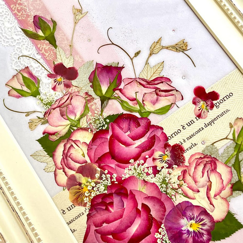夢見る薔薇のシンフォニー ホワイト押し花アート額 ギフト 母の