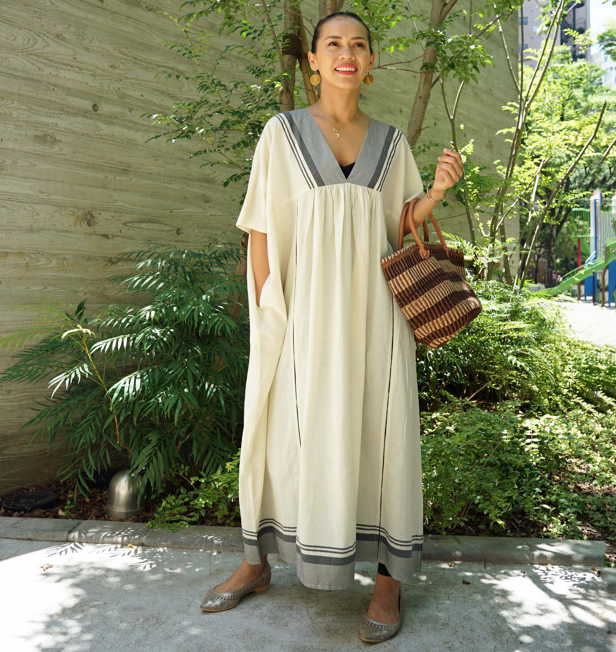 23ss 美品 雅姫さん着用 Cloth&Cross Vネックカフタンワンピース
