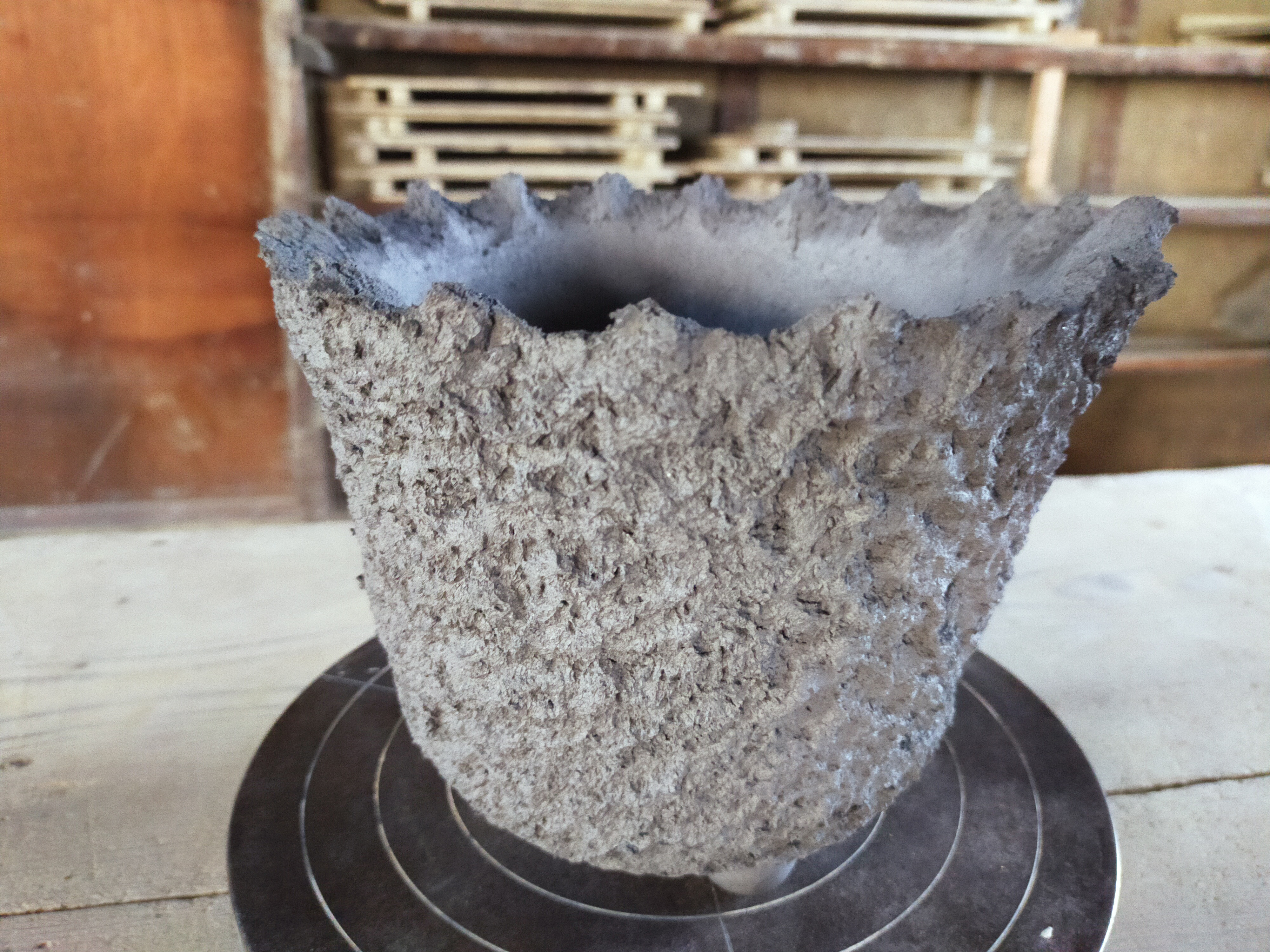 鬼瓦植木鉢【N-5】102