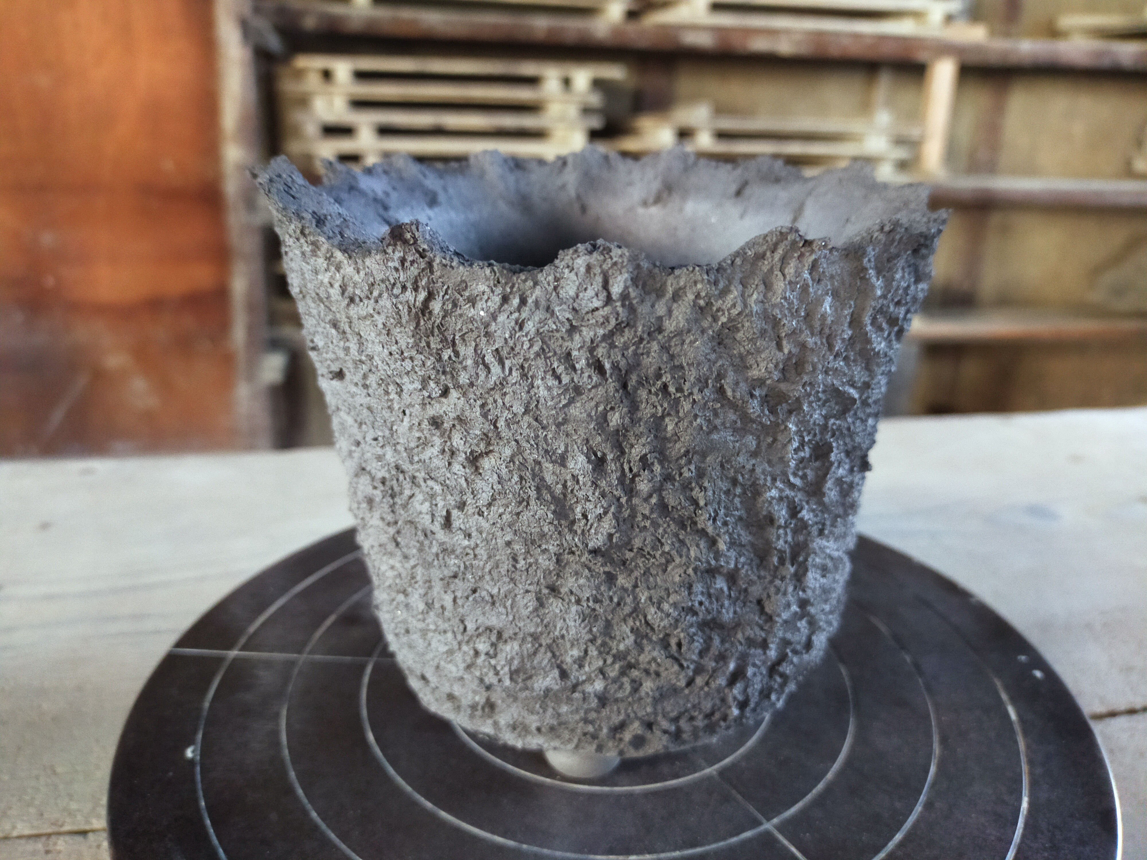 鬼瓦植木鉢【N-4】102