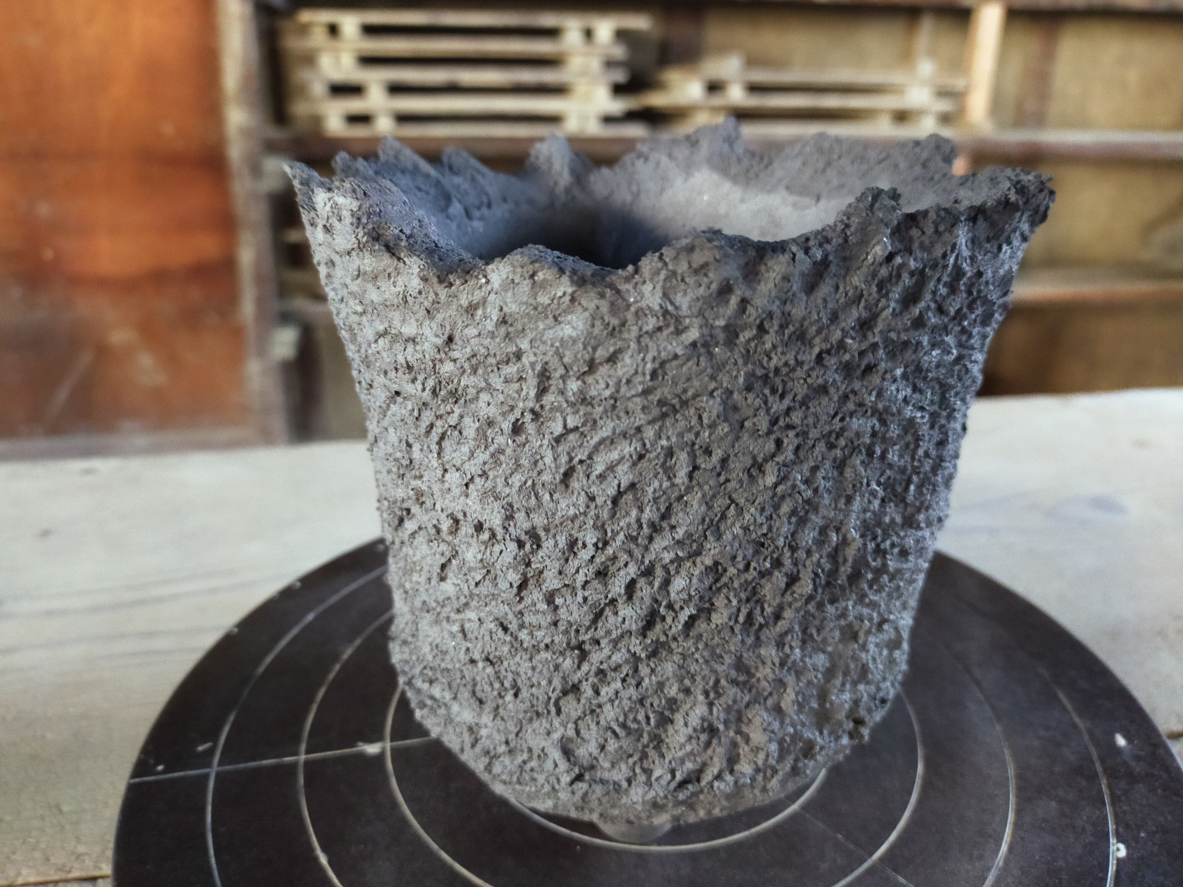 鬼瓦植木鉢【N-4】101