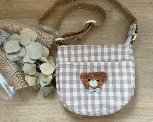 子供用ポシェット チェック くまちゃん ハンカチやポケットティッシュ