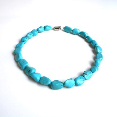 ☆トルコ石（ターコイズ）の原石ネックレス＊ナチュラルカラー＊42cm