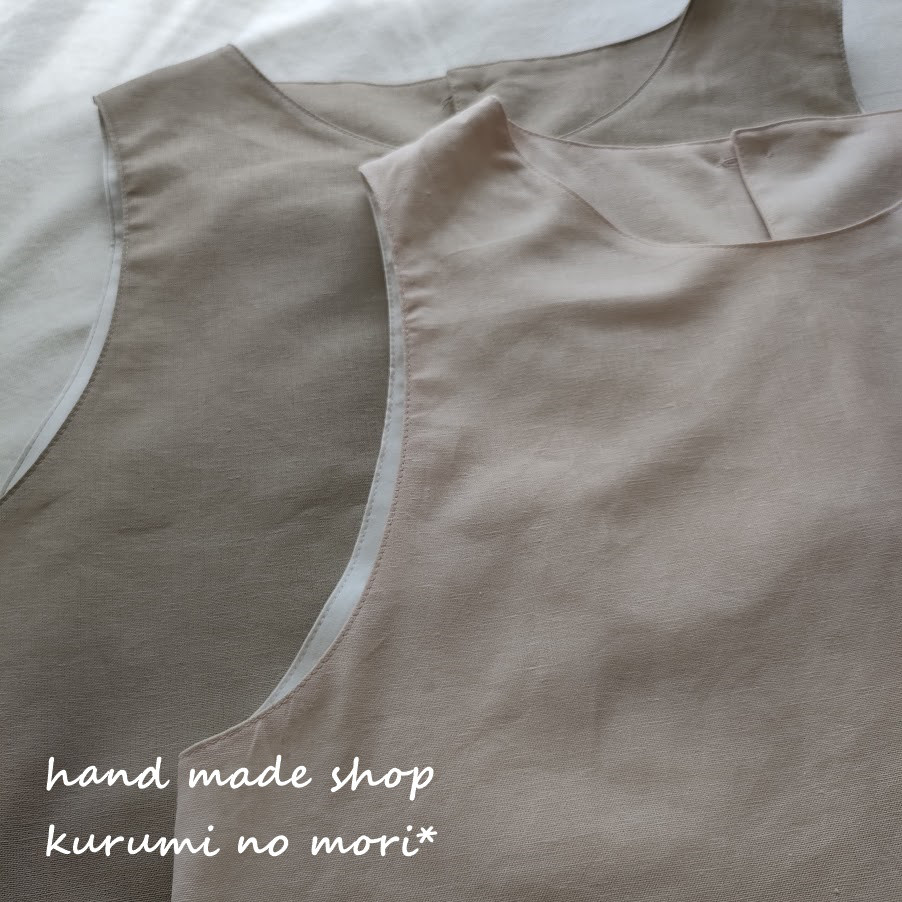 春色コットンリネン　ベスト　サイズ　M・L