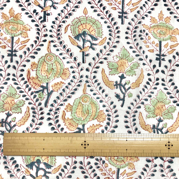 [50cm單位]白色深黃綠色花朵印度手工塊印花織物紡織棉 第6張的照片
