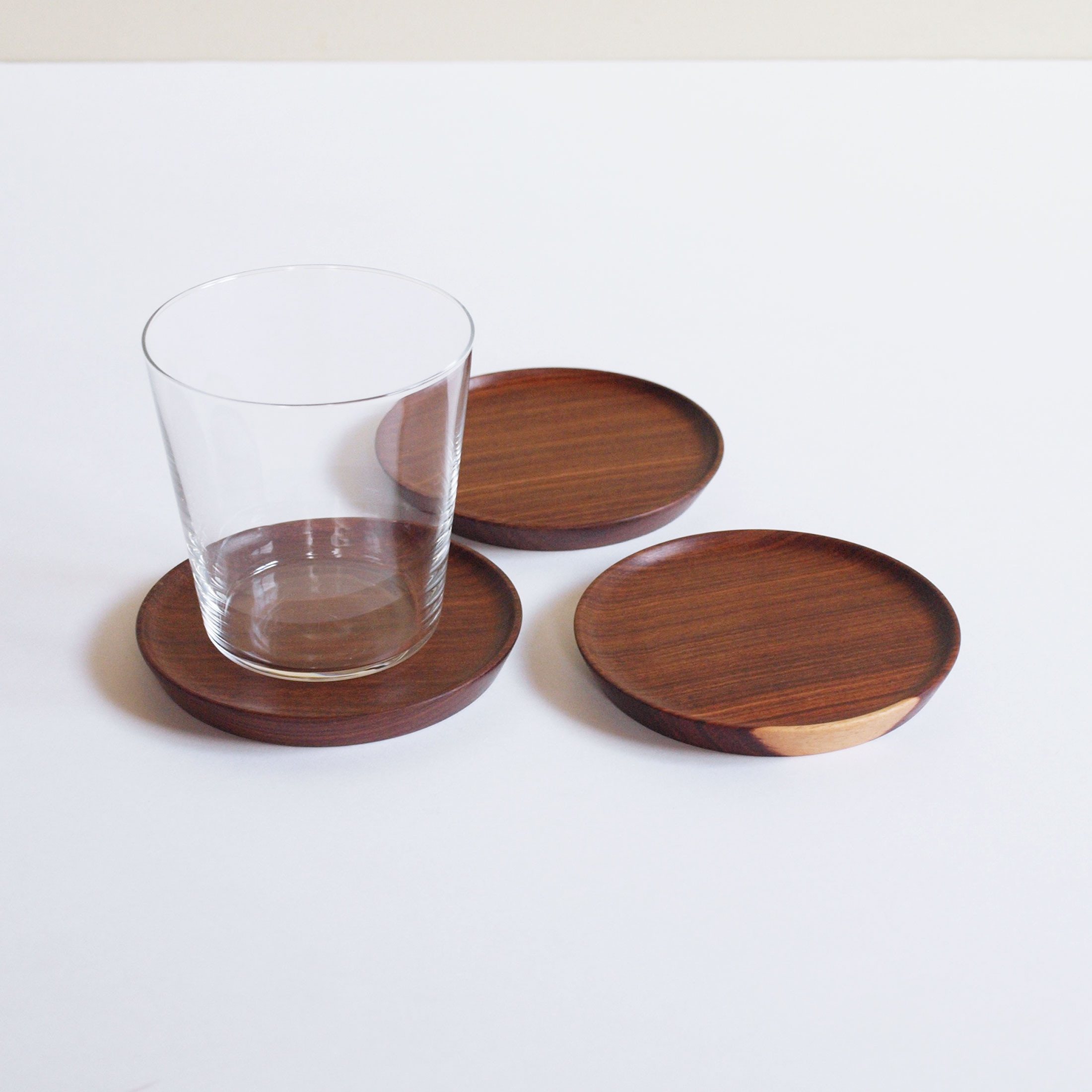 木製コースター3枚セット 丸型　紫檀材1