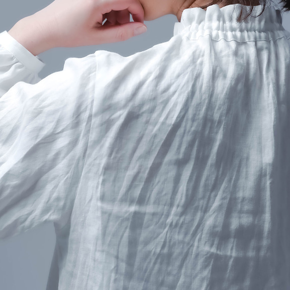 [wafu] 充滿魅力的亞麻上衣 抽褶領口/白色 t043c-wt1 第17張的照片