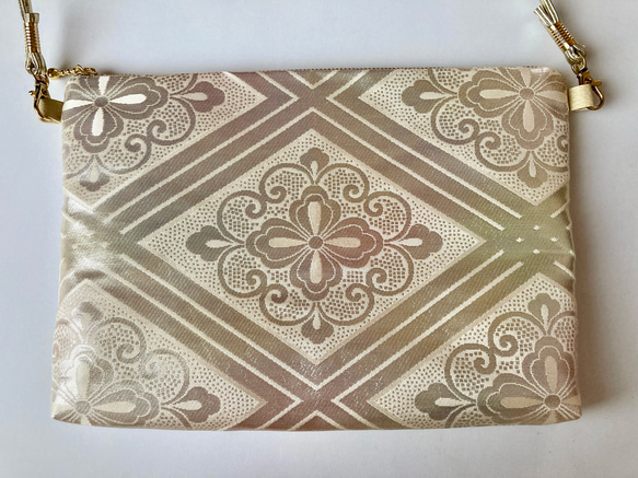 サコッシュ】軽い 御朱印帳入れ 着物リメイク 絹織物 プレゼント