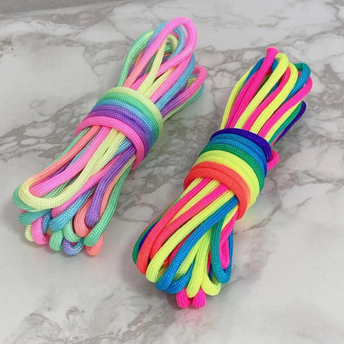 高品質 パラコード 4mm7芯 6m 2本セット バックル付 リード レインボー