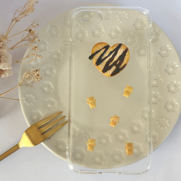 ハート と くまさん の スマホケース【iPhone全機種対応】クッキー チョコ フェイクスイーツ クリア 食べ物 7枚目の画像